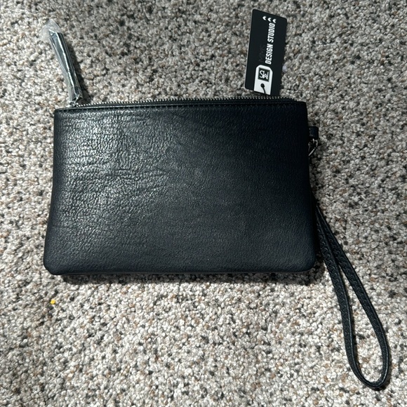 Wristlet, black, with card slots and plenty of room for phone and more - Picture 2 of 3